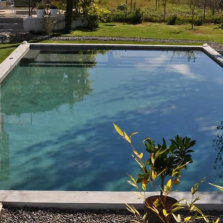 فندق مبيت وإفطار Chez Odile Saint Didier (Vaucluse)