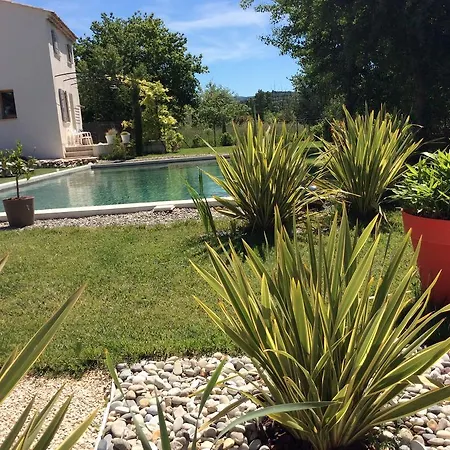 فندق مبيت وإفطار Chez Odile